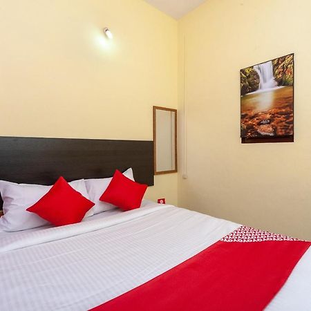 Oyo Flagship 24898 Senthur Murugan Residency Tambaram Extérieur photo