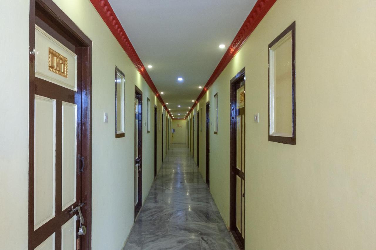 Oyo Flagship 24898 Senthur Murugan Residency Tambaram Extérieur photo