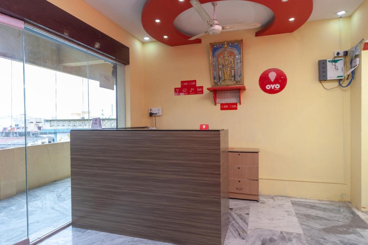 Oyo Flagship 24898 Senthur Murugan Residency Tambaram Extérieur photo