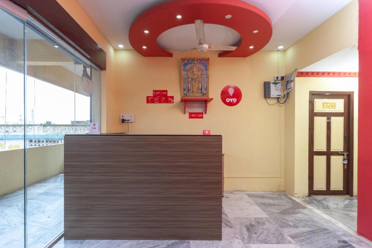 Oyo Flagship 24898 Senthur Murugan Residency Tambaram Extérieur photo