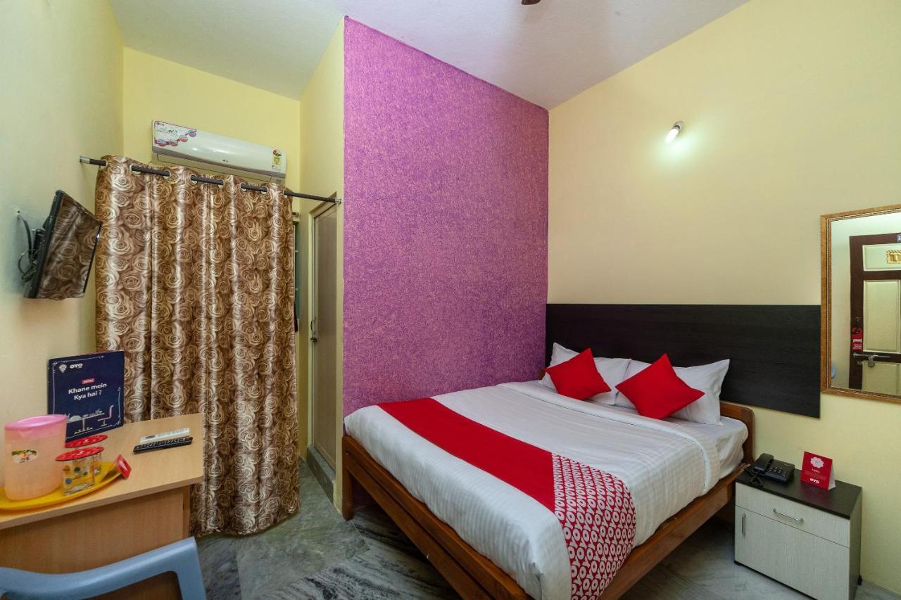 Oyo Flagship 24898 Senthur Murugan Residency Tambaram Extérieur photo