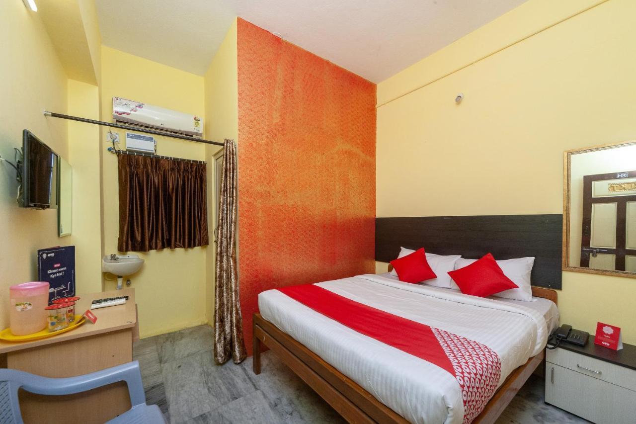 Oyo Flagship 24898 Senthur Murugan Residency Tambaram Extérieur photo