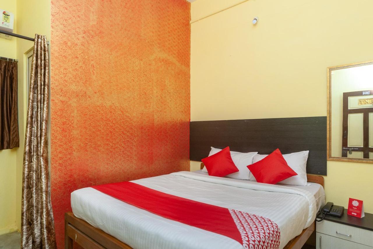 Oyo Flagship 24898 Senthur Murugan Residency Tambaram Extérieur photo