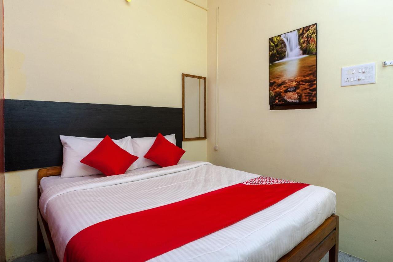 Oyo Flagship 24898 Senthur Murugan Residency Tambaram Extérieur photo